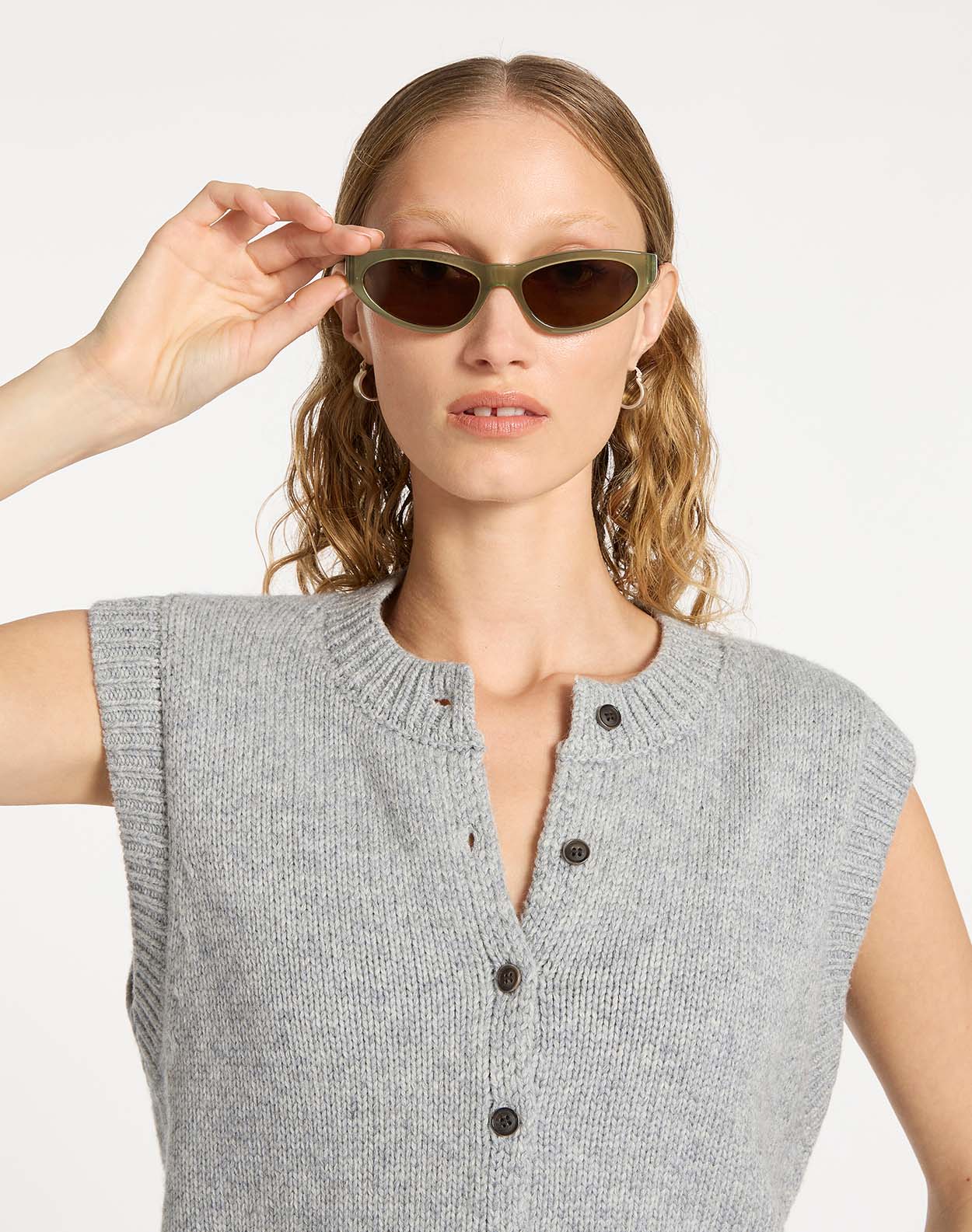 Mindless Sunglasses | Status Anxiety display picture 1