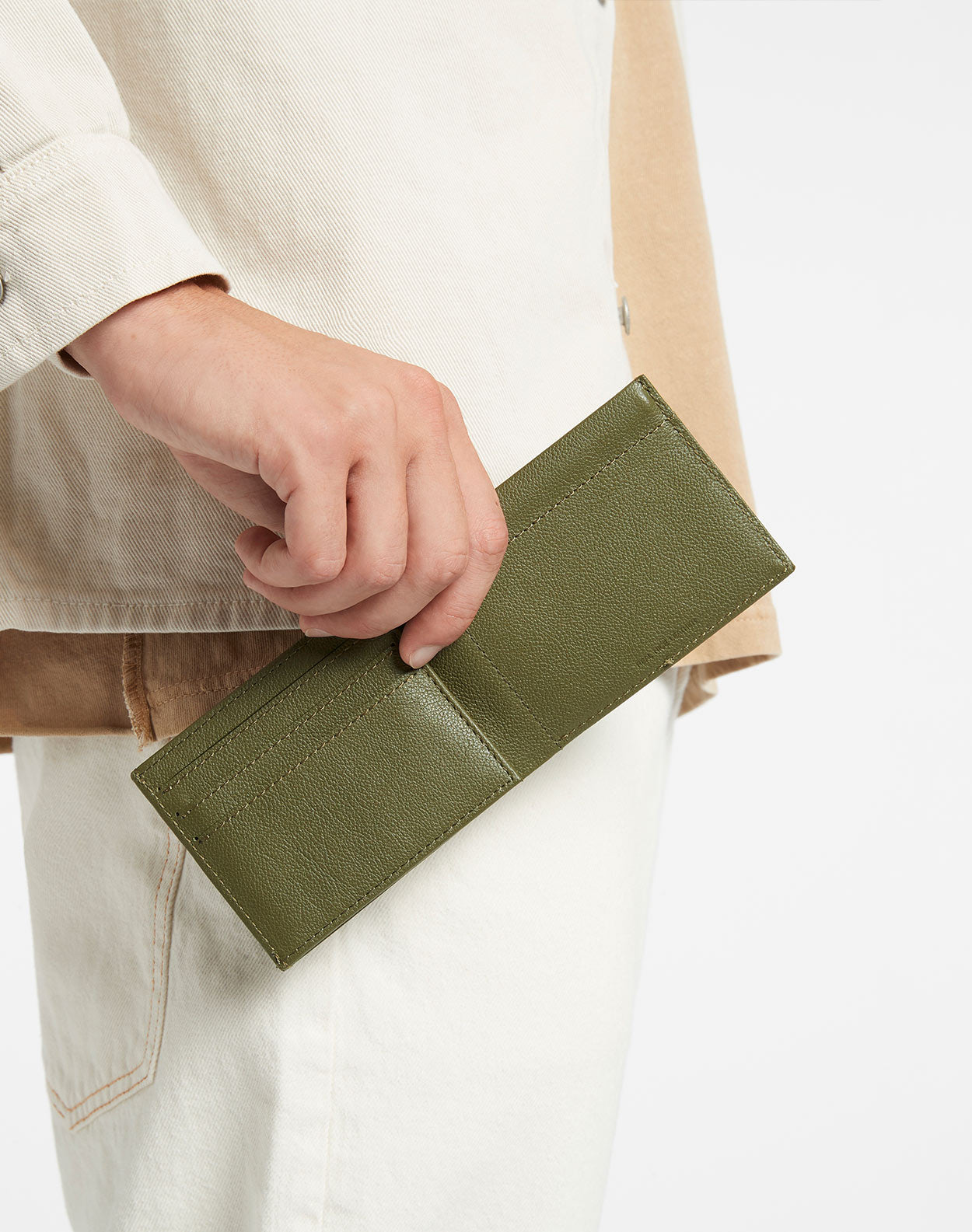 [A.P.C.] Noah Trippold VanWallet - Black / ☆送料込☆ Noa trifold ウォレット｜FEMME ｜A.P.C. | アーペーセー日本
