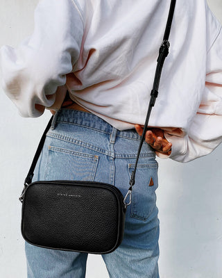 Plunder-Bag-Black-Image-1