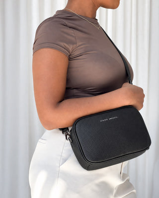 Plunder-Bag-Black-Image-2