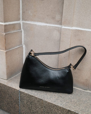 Reverie-Bag-Black-Gold-Image-4