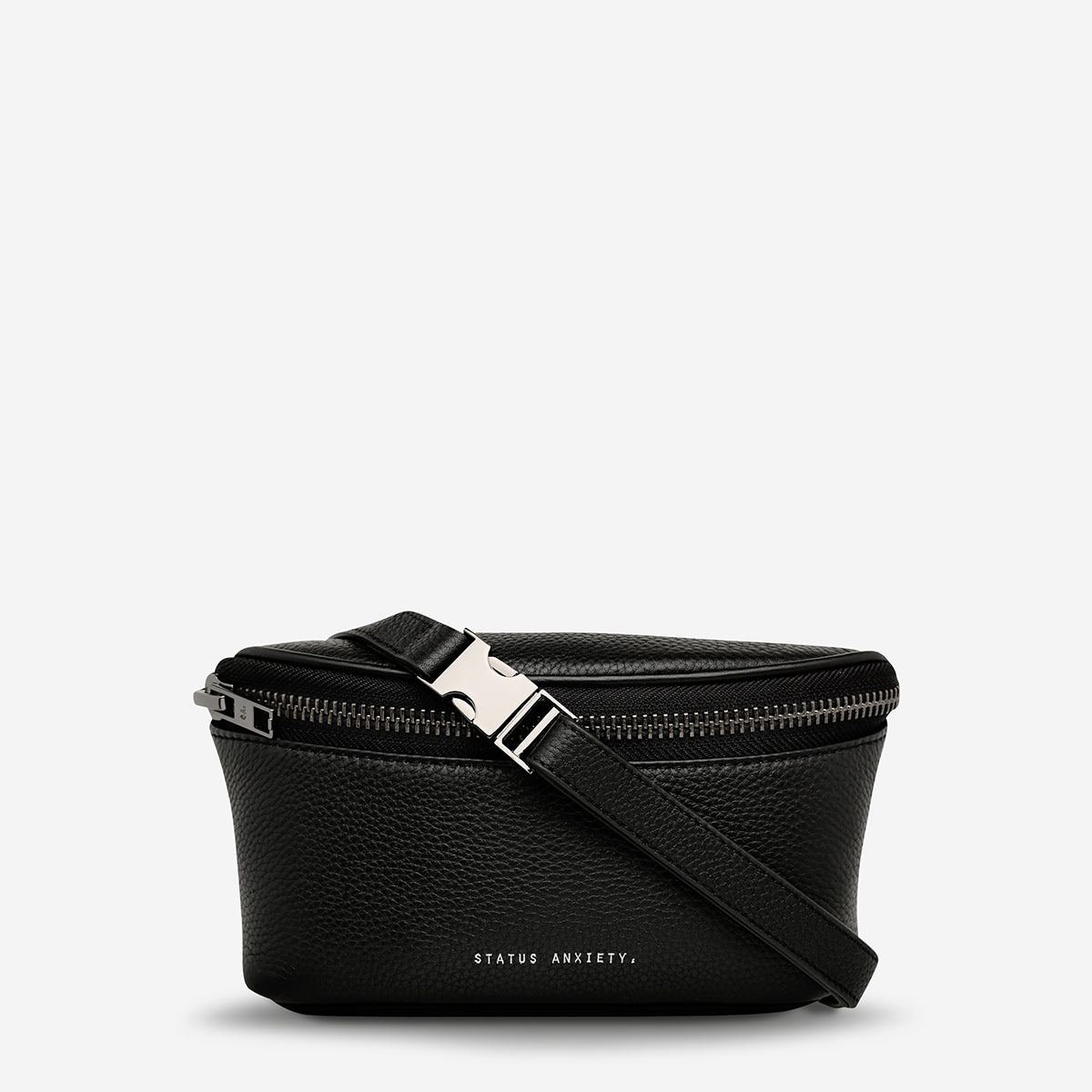 【STATUS ANXIETY】本革レザー/ボディーバッグ/BEST LIES Best Lies Leather Bum Bag | Status Anxiety
