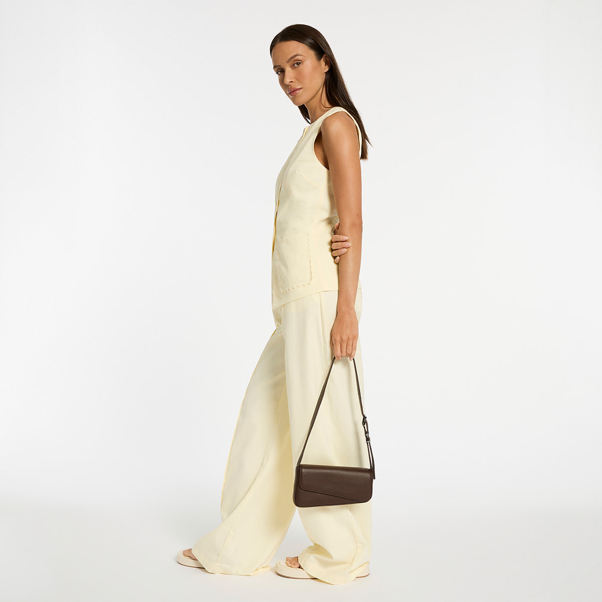 Status Anxiety Overnight Obsession Women's Leather Bag Cocoa