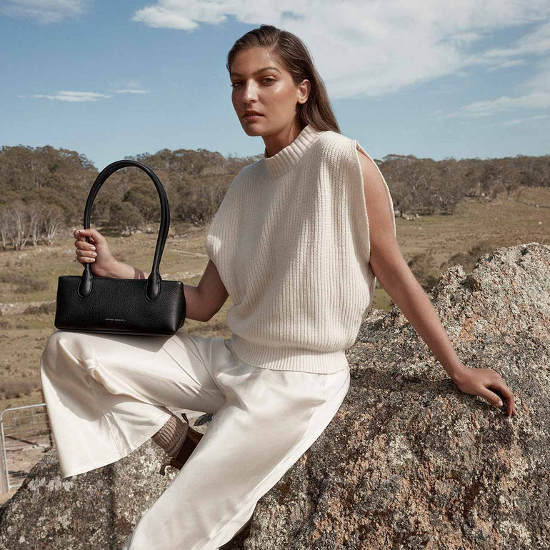 Status Anxiety The Lost Leather Bag Black