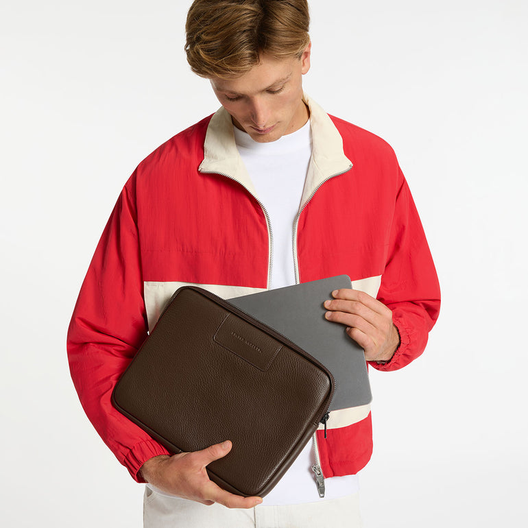 Status Anxiety Before I Leave Cocoa Leather Laptop Case For Men