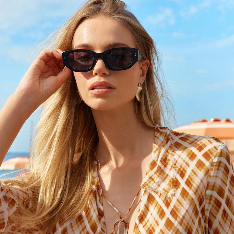 Status Anxiety Luna Sunglasses Black
