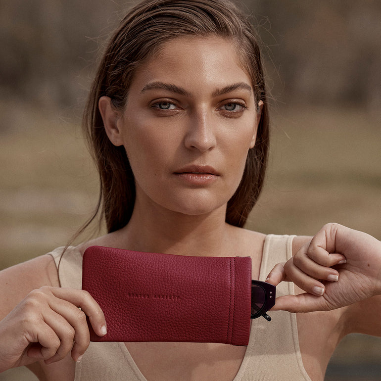 Status Anxiety Keepsake Leather Glasses Pouch Rouge