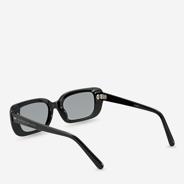 Status Anxiety Solitary Sunglasses Black