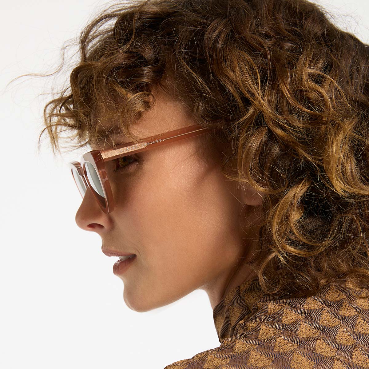 Status Anxiety Villain Sunglasses Rose