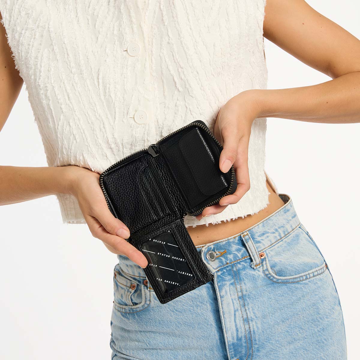 warp&woof ワープアンドウーフスタッズウォレット Wayward Black Leather Wallet | Status Anxiety® Official