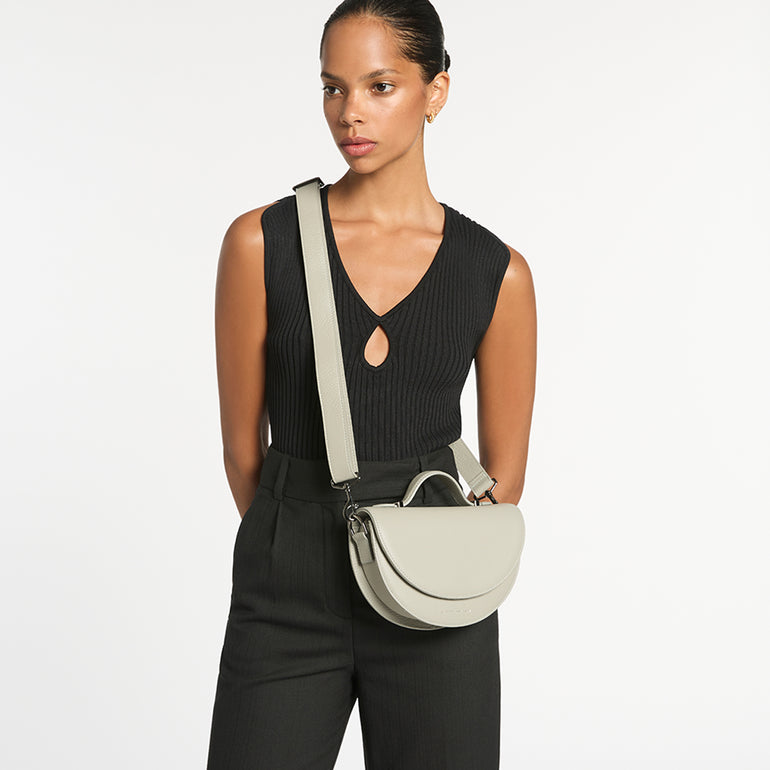 Status Anxiety All Nighter Women's Leather Crossbody Bag Light Grey