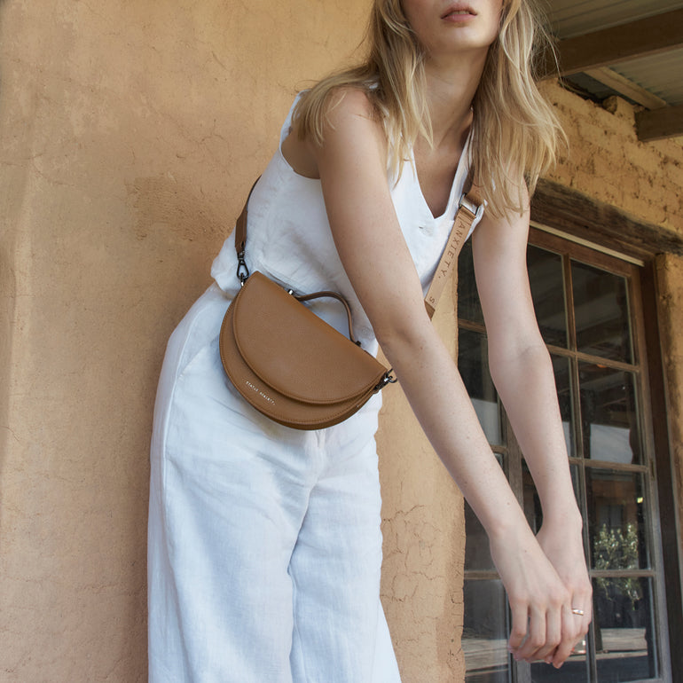 Status Anxiety All Nighter With Webbed Strap Women's Leather Crossbody Bag Tan
