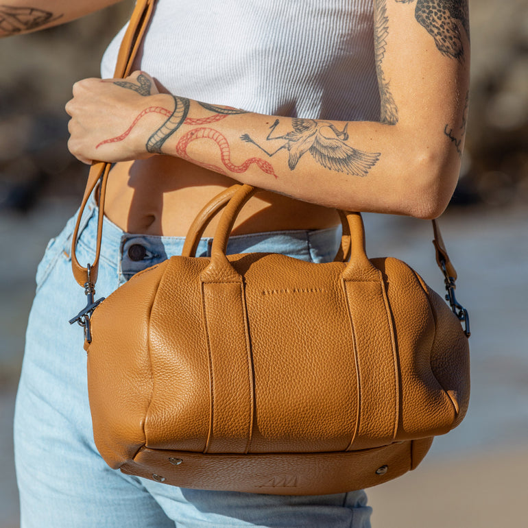 Status Anxiety As She Pleases Women's Leather Bag Tan