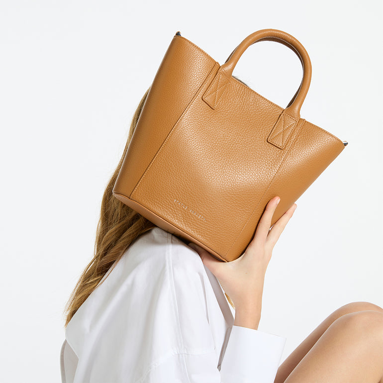 Status Anxiety Happy Medium Women's Leather Bag Tan