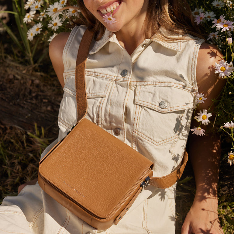 Status Anxiety Want to Believe Women's Leather Crossbody Bag Tan