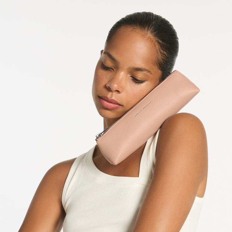 Status Anxiety Pens down Leather Case Dusty Pink