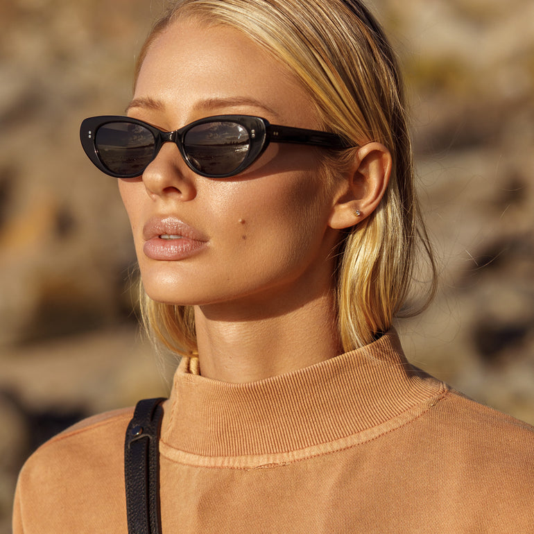 Status Anxiety Wonderment Sunglasses Black