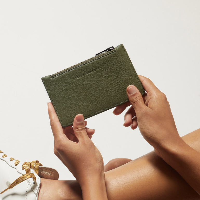 Status Anxiety Avoiding Things Women's Leather Wallet Khaki