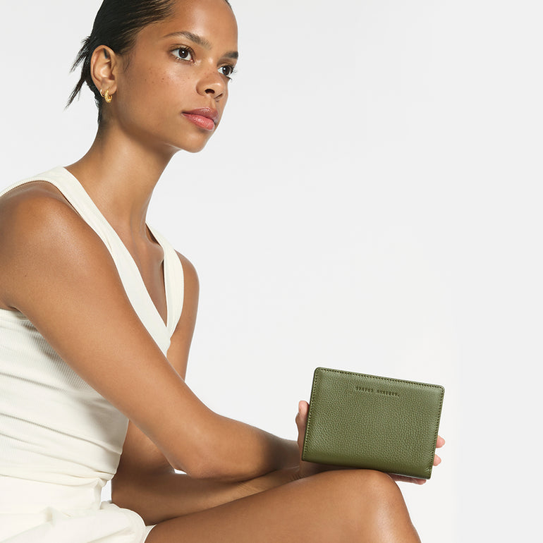 Status Anxiety Insurgency Women's Leather Wallet Khaki