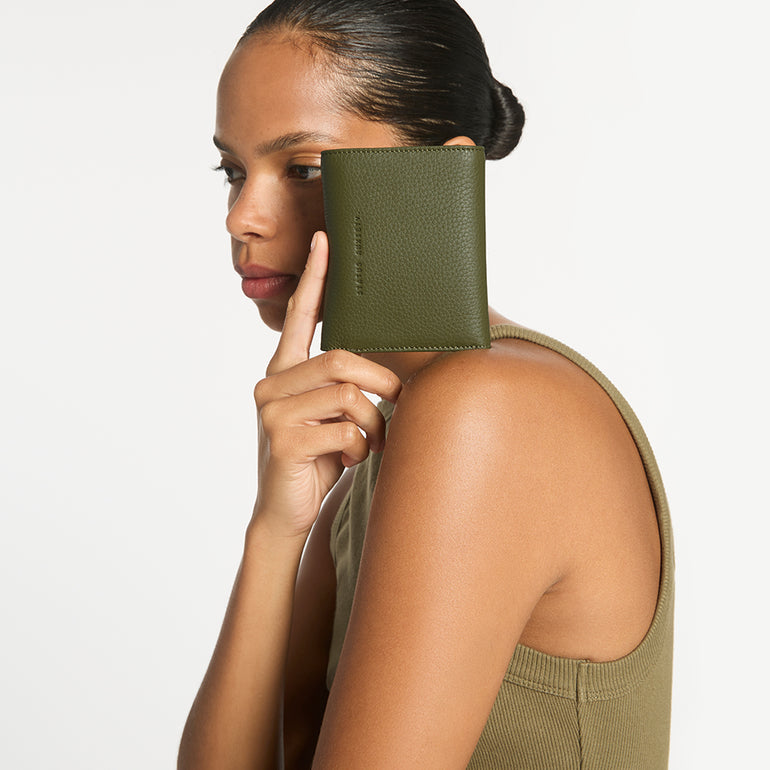 Status Anxiety Lucky Sometimes Women's Leather Wallet Khaki