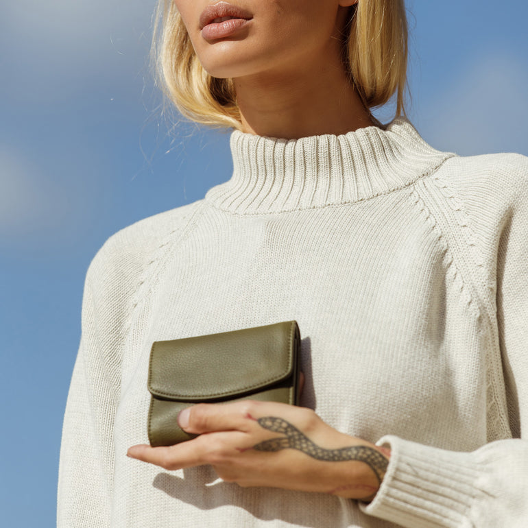 Status Anxiety Lucky Sometimes Women's Leather Wallet Khaki