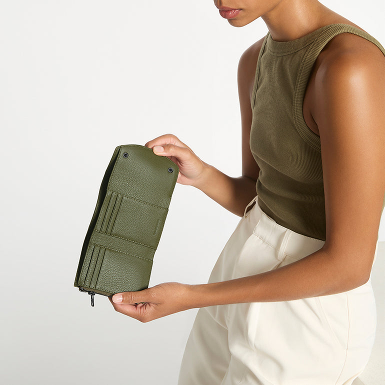 Status Anxiety Lucky Sometimes Women's Leather Wallet Khaki