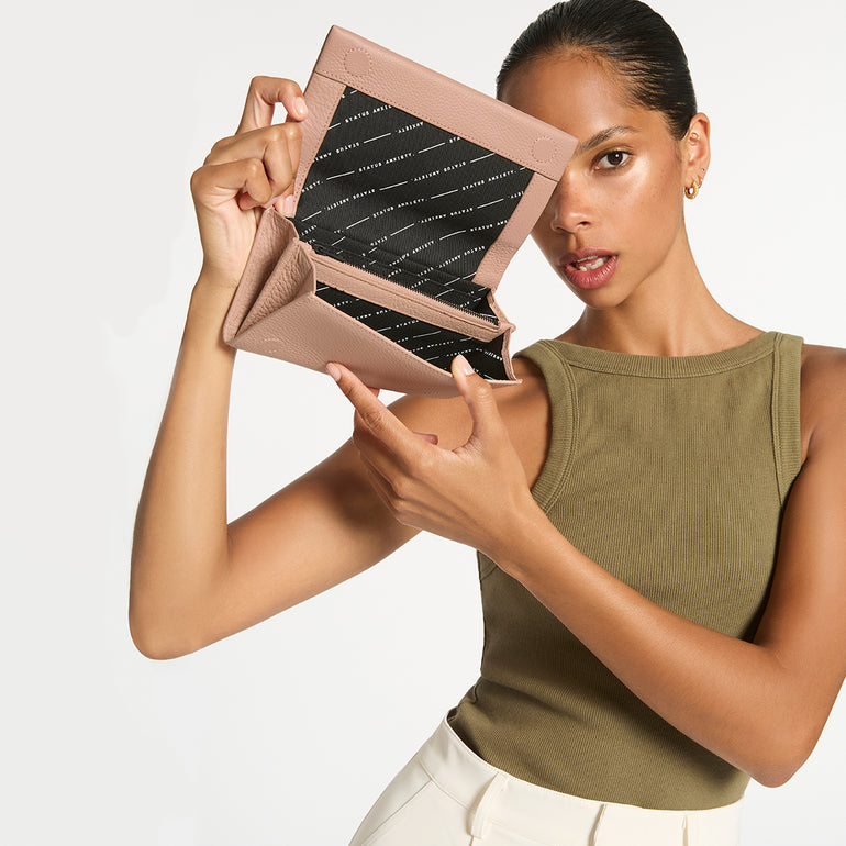 Status Anxiety Nevermind Women's Leather Wallet Dusty Pink