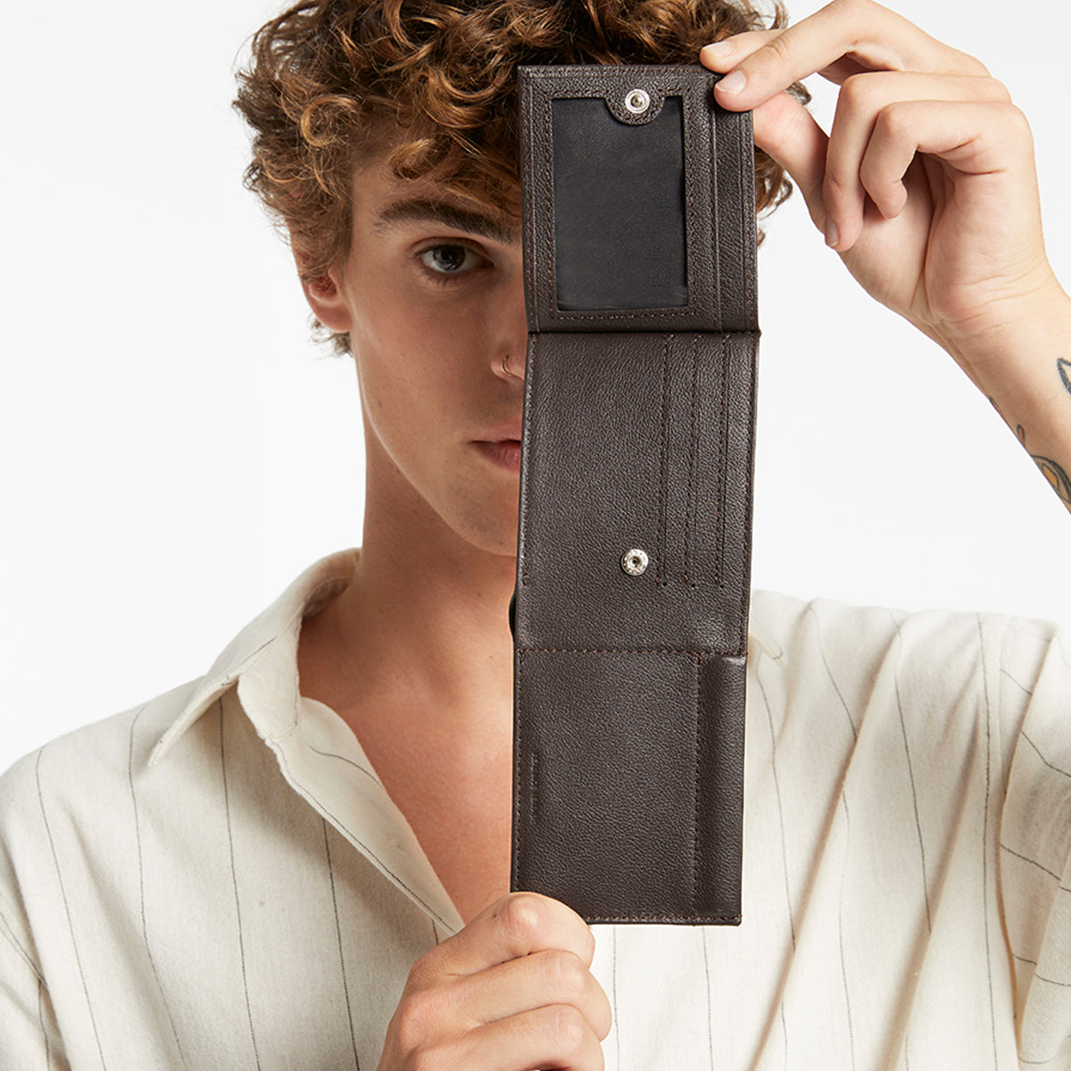 ちょこちょん　ネイタルデザイ　木製ウォレット ちょこちょん ネイタルデザイ 木製ウォレット ちょこちょん ネイタル