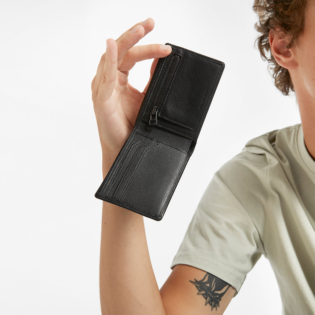 Men's Leather Bi-Fold Wallets - Status Anxiety® Official